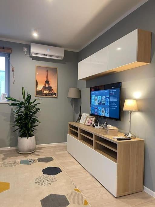 Premium Appartment In Onesti Εξωτερικό φωτογραφία